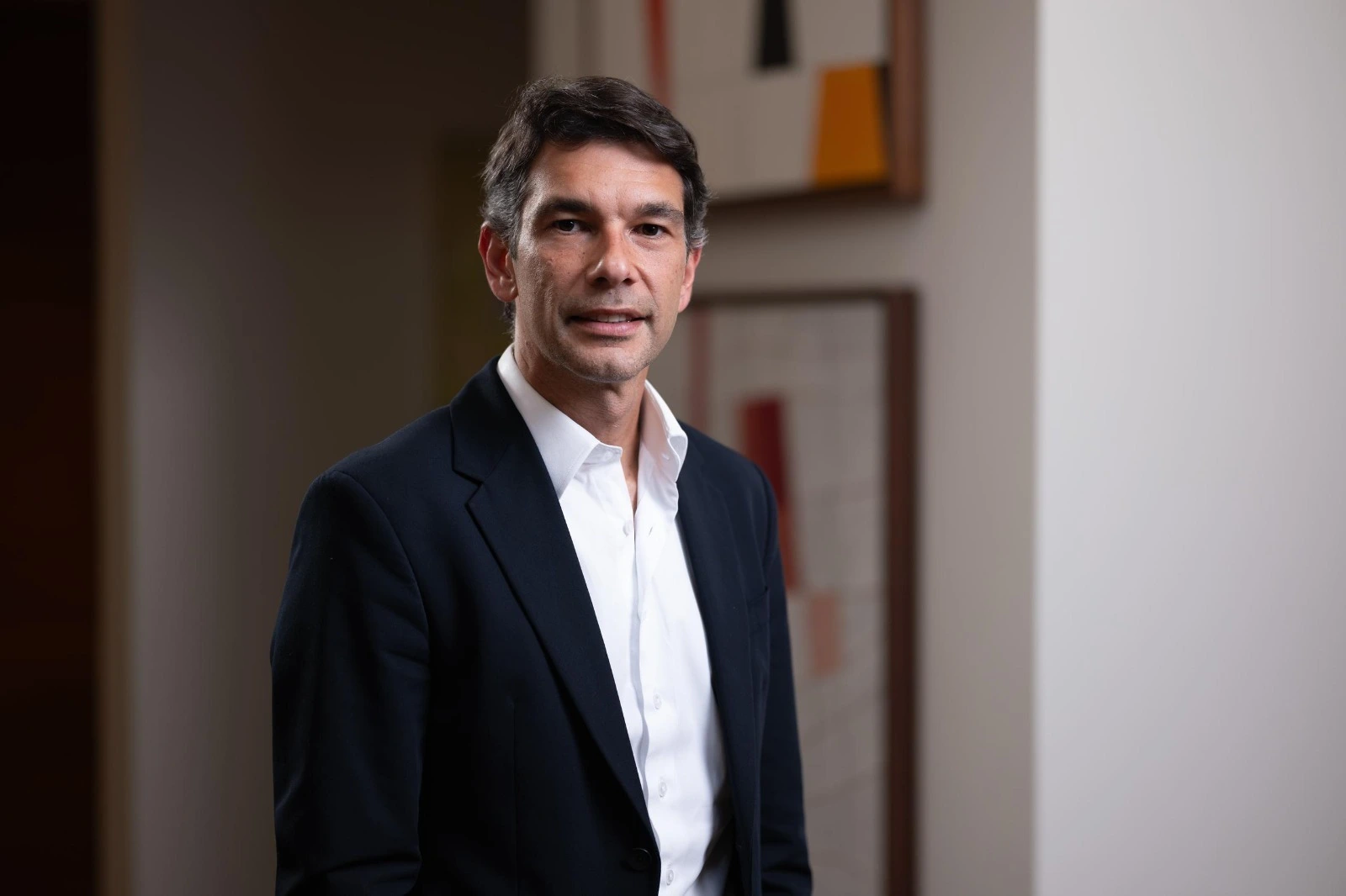 Zaclis é doutor pela USP, com tese sobre investigações internas corporativas, e autor de livro referência no tema.