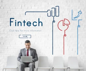As fintechs passaram a adotar práticas que, muitas vezes, reduzem o controle humano e dificultam a transparência dos critérios utilizados