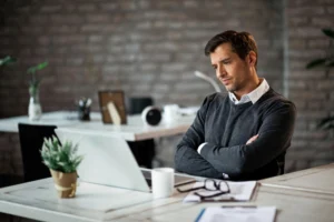 No ambiente corporativo, é comum passar anos culpando fatores externos pelos resultados ruins