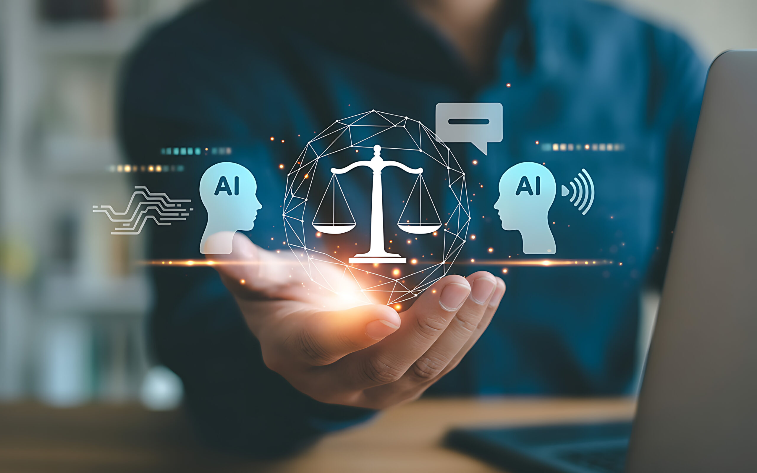 Pessoa segura representação digital de uma balança da Justiça entre ícones de inteligência artificial, em referência ao uso ético e responsável da IA no Direito